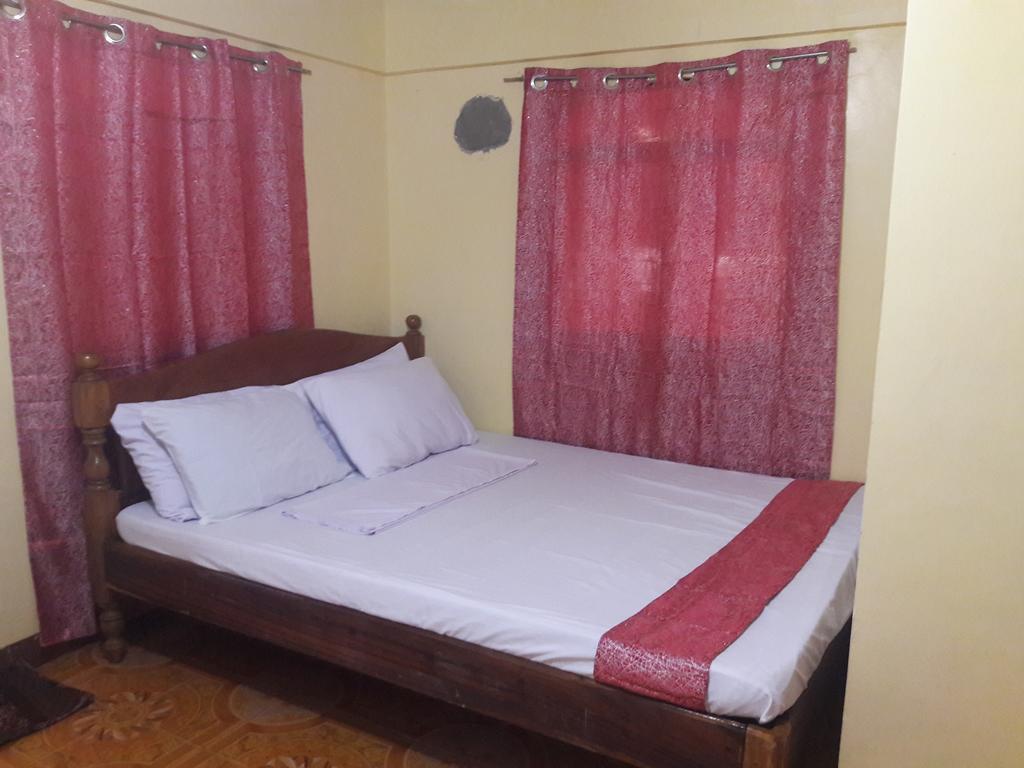 Sand Bar Beach Resort Nasugbu Zewnętrze zdjęcie